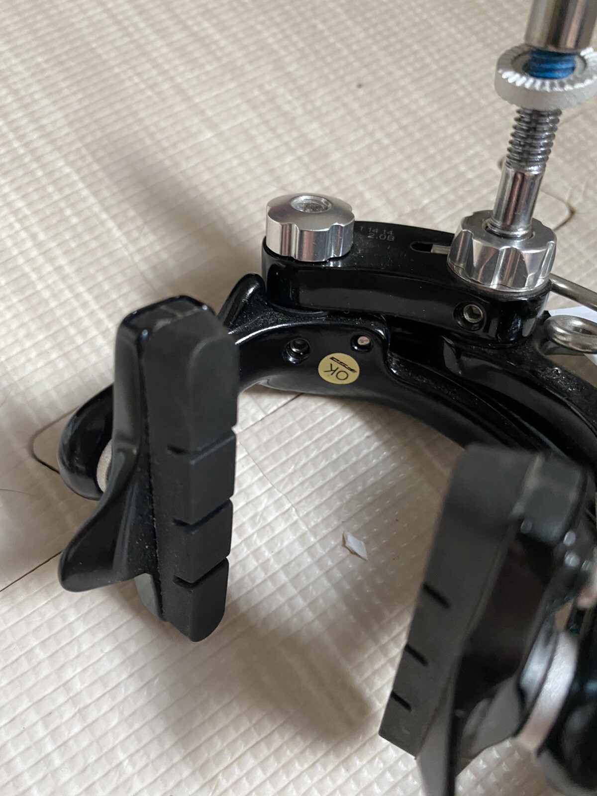 FSA GOSSAMER PRO ROAD BICYCLE CALIPER BRAKESET RIM BREAK NEW (pair)