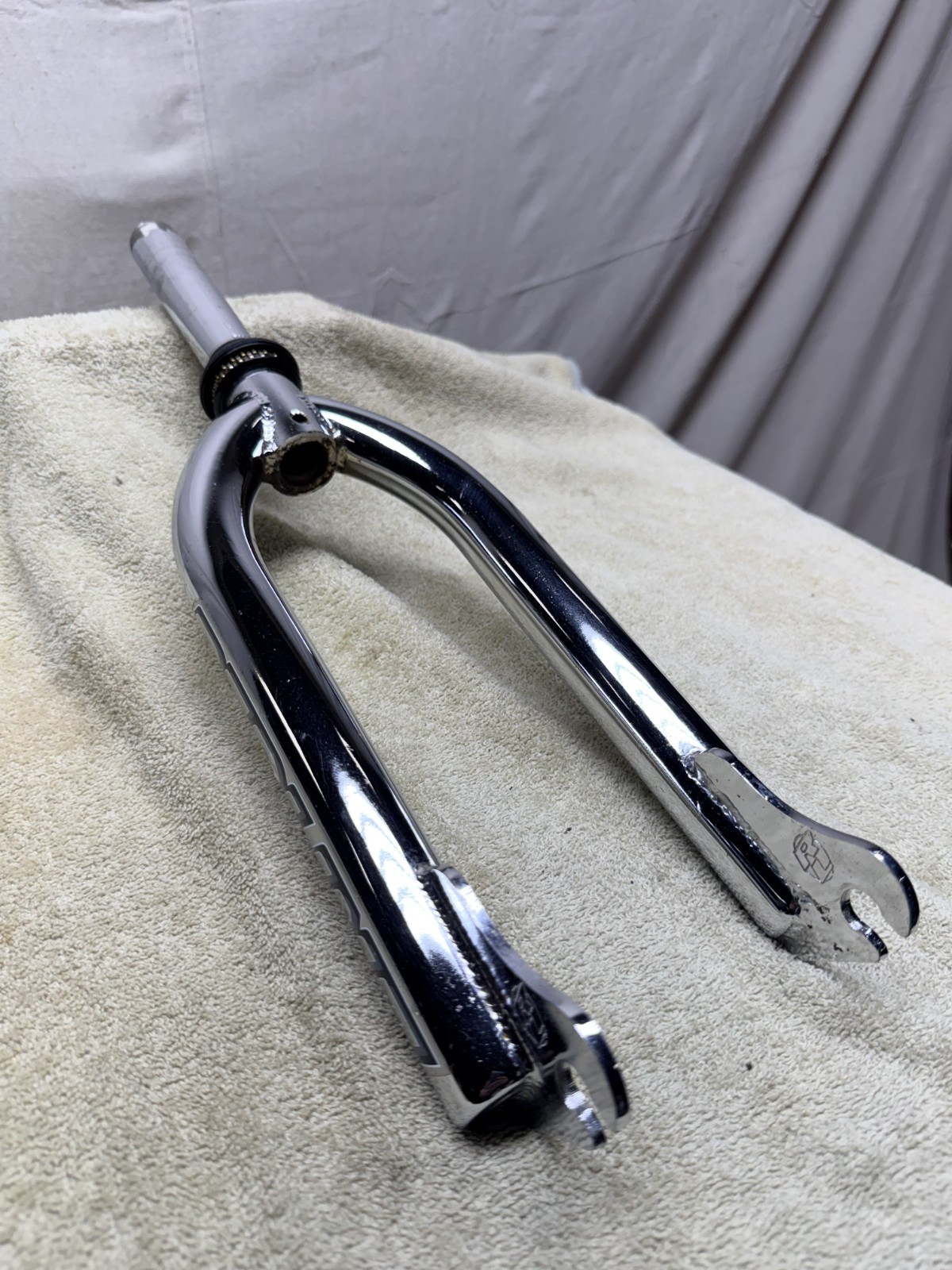 Mid School BMX 2000 Redline 1 1/8in Threadless Forks 20in – Chrome – 8/10 Clean