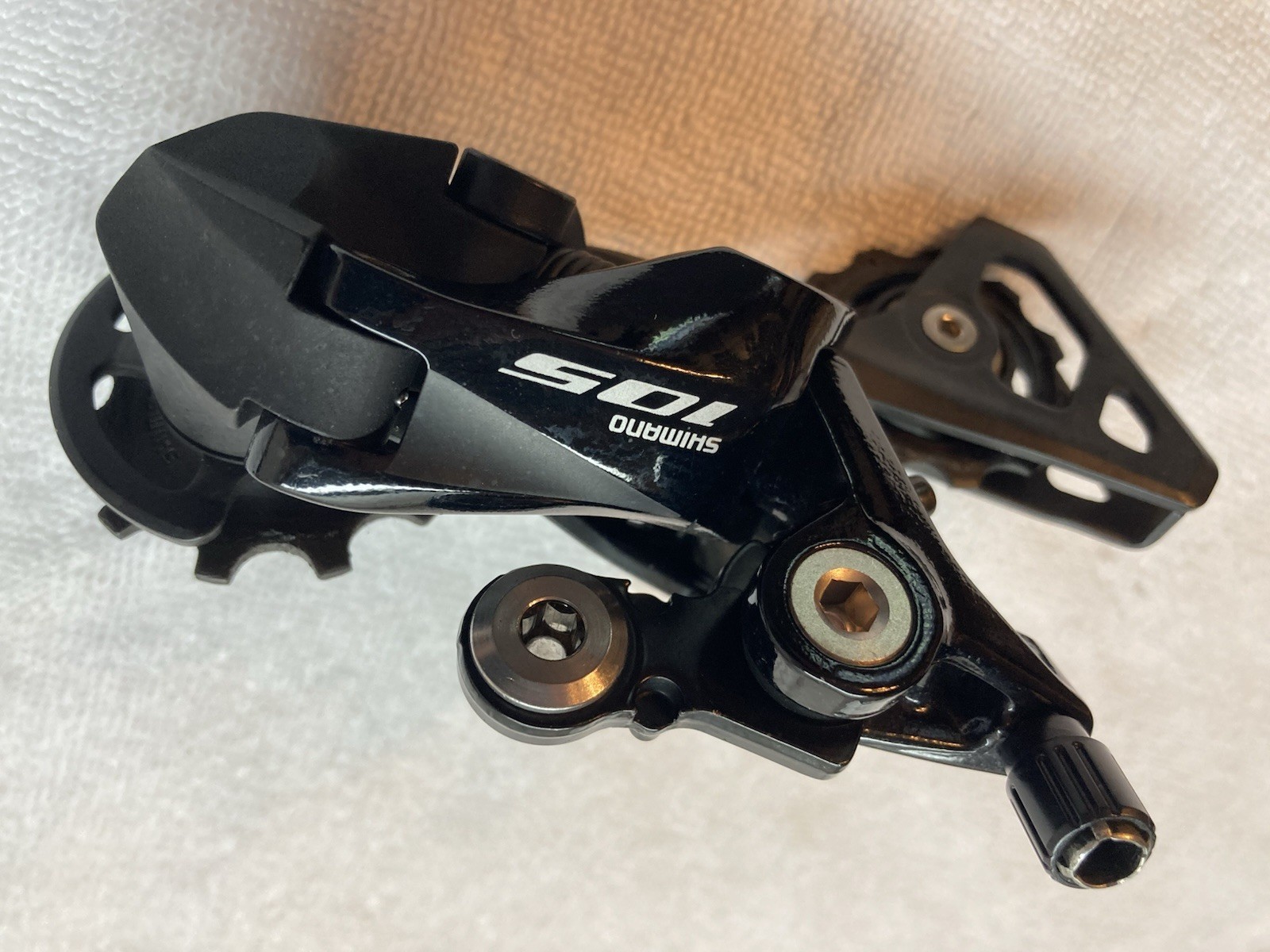 Shimano 105 Road Bike Groupset 11-Speed Shifters and Derailleurs CS-HG700-11