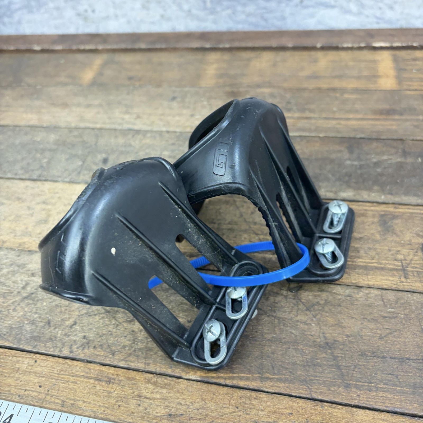 Vintage GT Toe Clips Black 90s MTB Plastic Pair Bike Pedal 85g Cycling