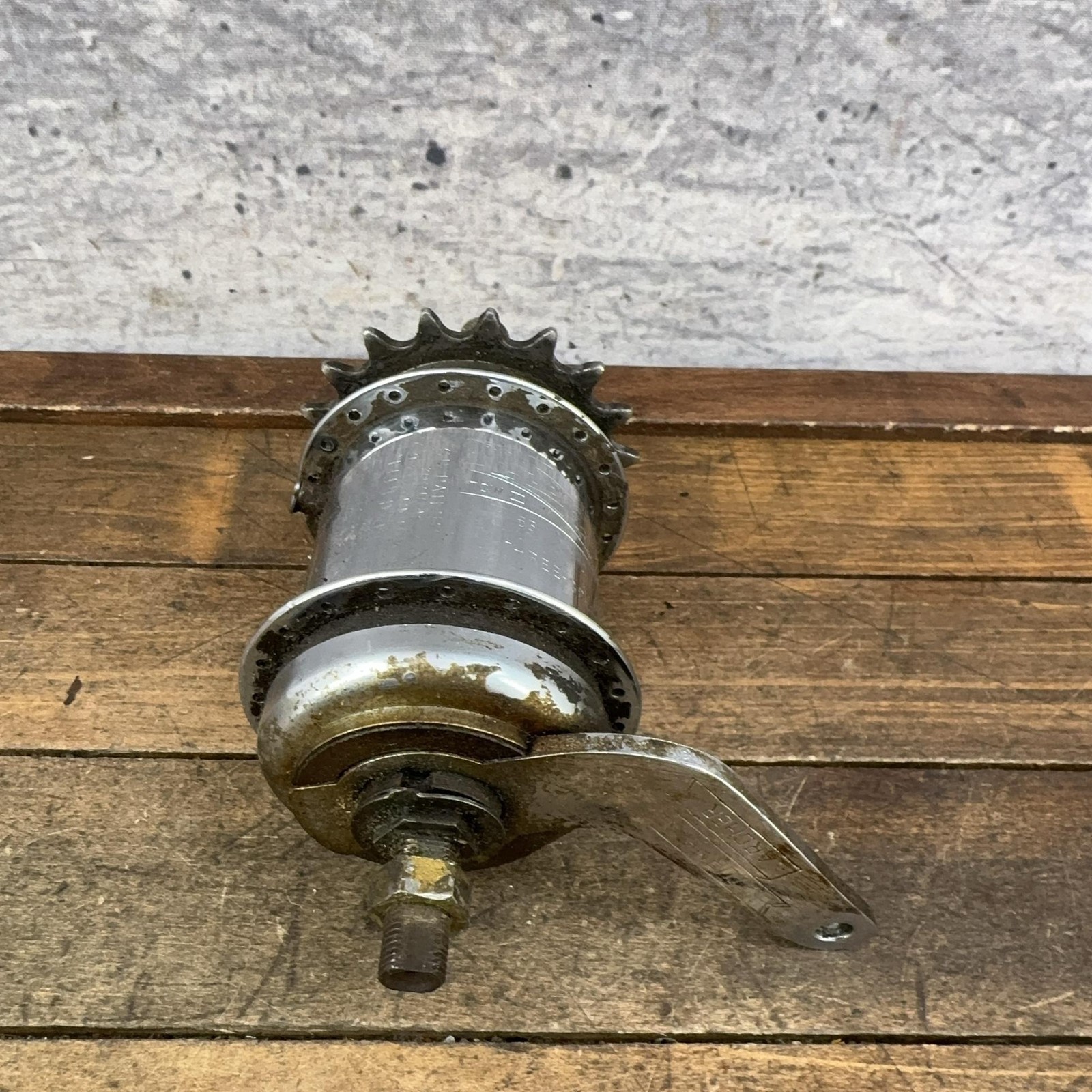 Vintage Sturmey Archer TCW III Hub 3 Speed Coaster Brake 40 Hole 1963 Rear