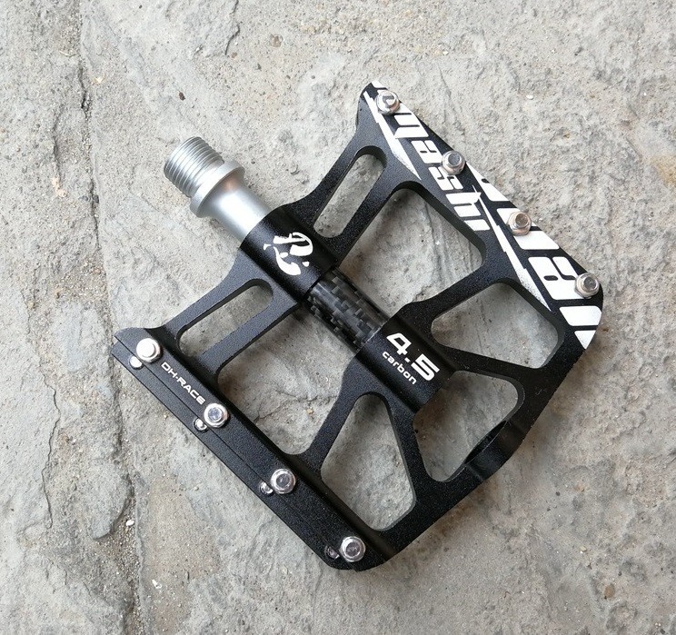 Aluminum Road MTB Mountain Bike XC Bicycle Pedal Flat Pedals 3 Bearings 1 pair