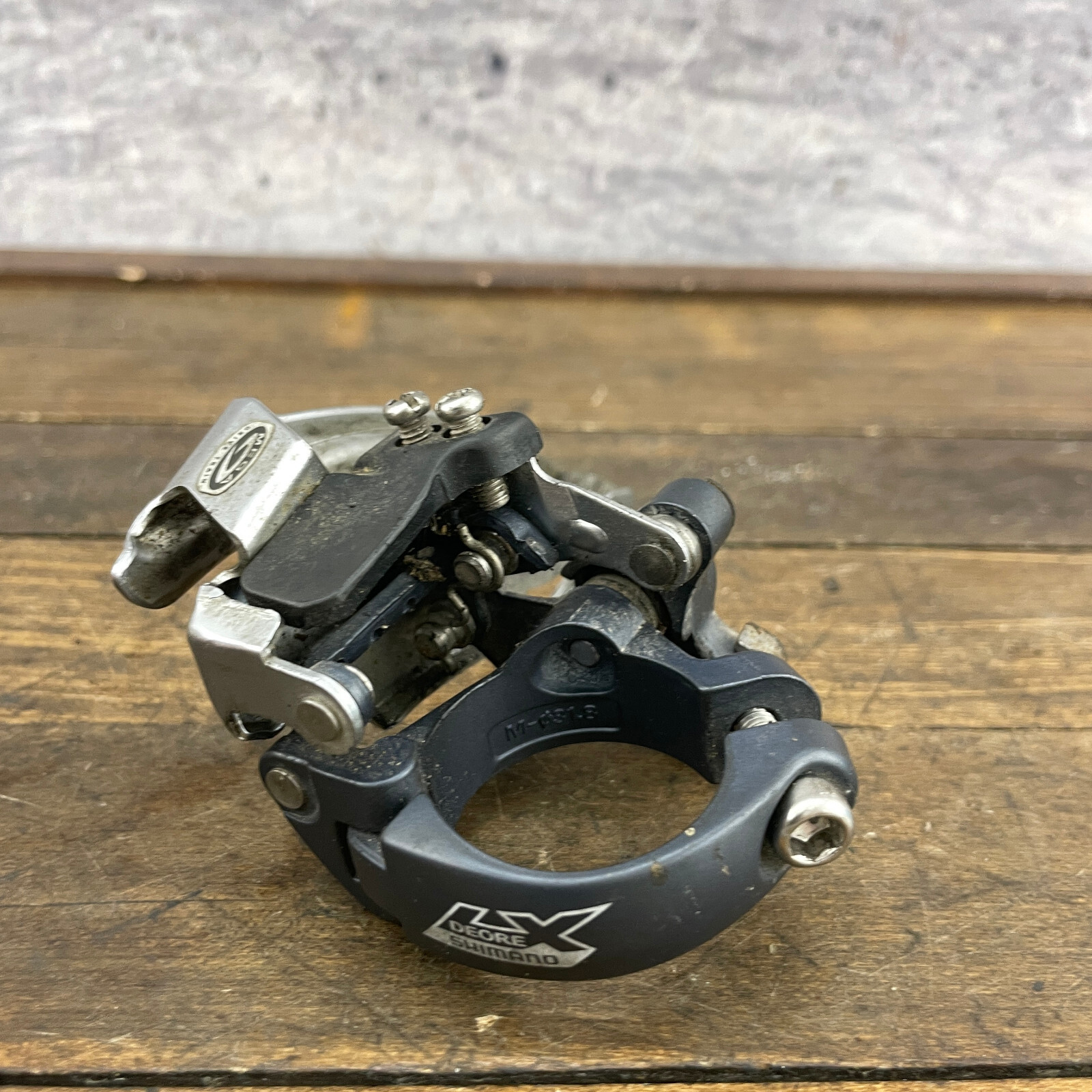 Vintage Shimano Deore LX FD-M570 Front Derailleur 31.8 mm Top Pull Mega 9 C6
