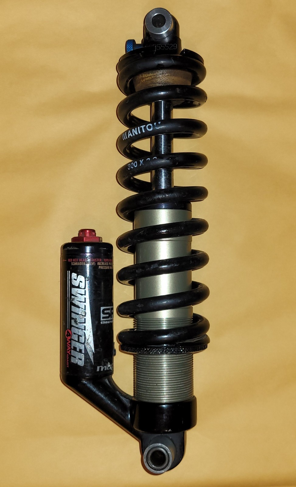 MANITOU SWINGER 4-WAY REAR COIL SHOCK 9.5 X 3.0 INCHES (241 x76mm)