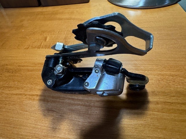 VINTAGE OLD SCHOOL SHIMANO ALTUS REAR DERAILEUR LONG 6 OR 7 SPEED BLACK NOT USED