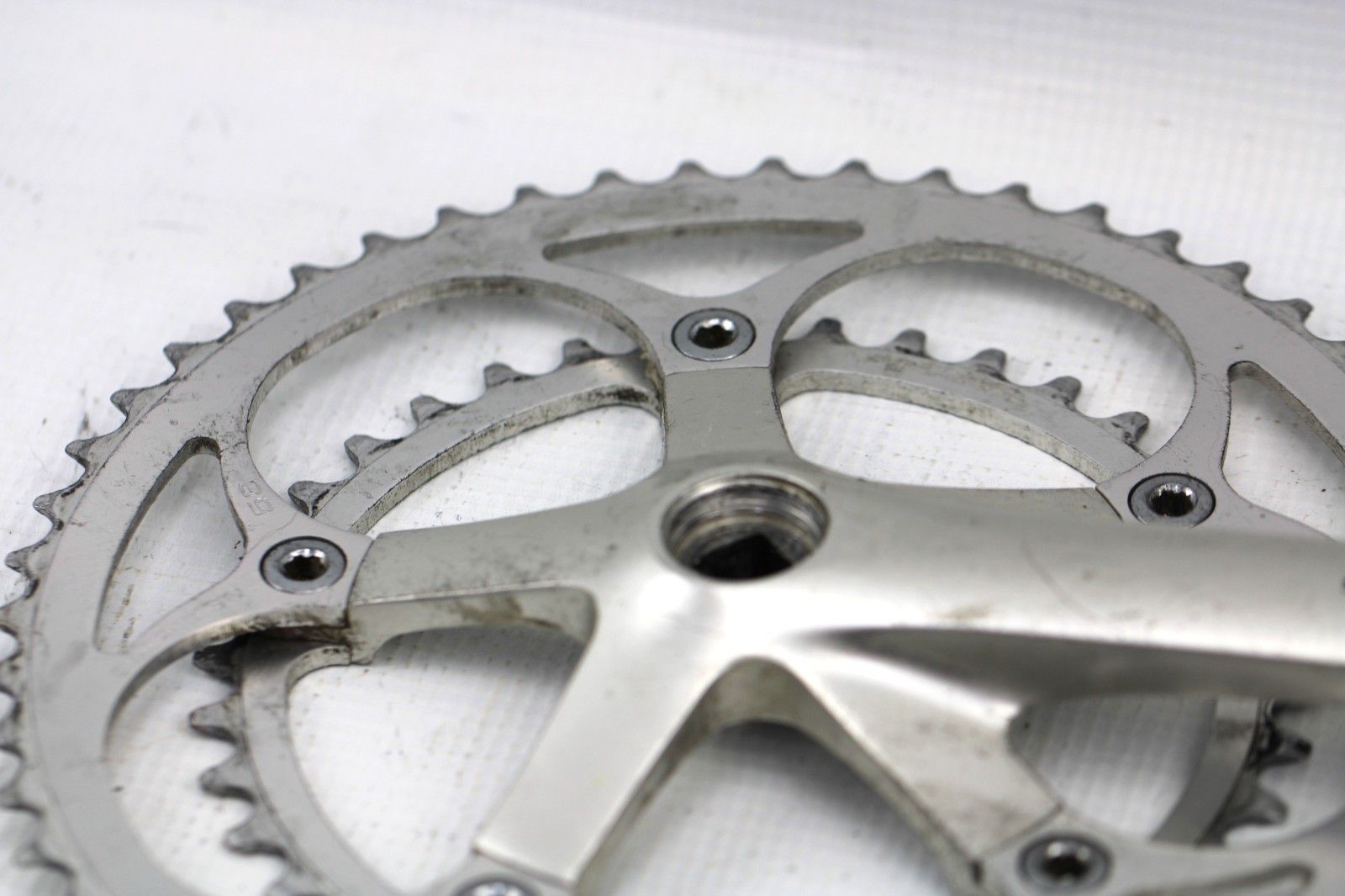 SHIMANO 600 ULTEGRA CRANKSET FC-6400 172.5mm 38-53t 680g Square Taper Double