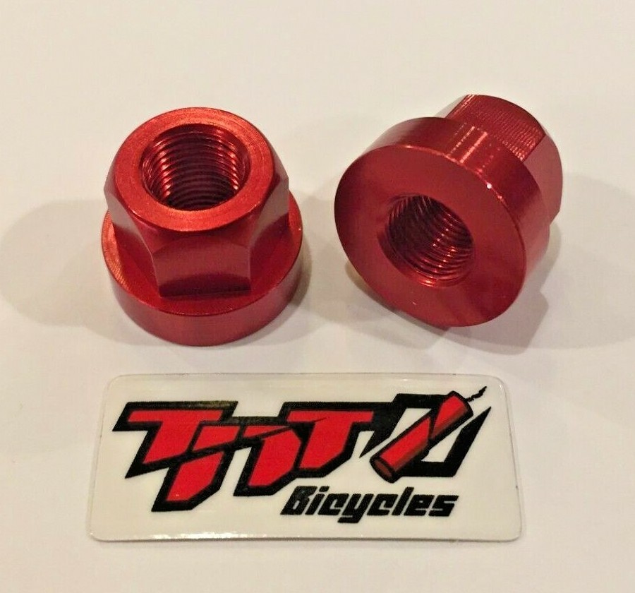 TNT BICYCLES – ALUMINUM AXLE NUTS – 3/8″ x 26tpi – SOLD AS PAIR (2pcs)
