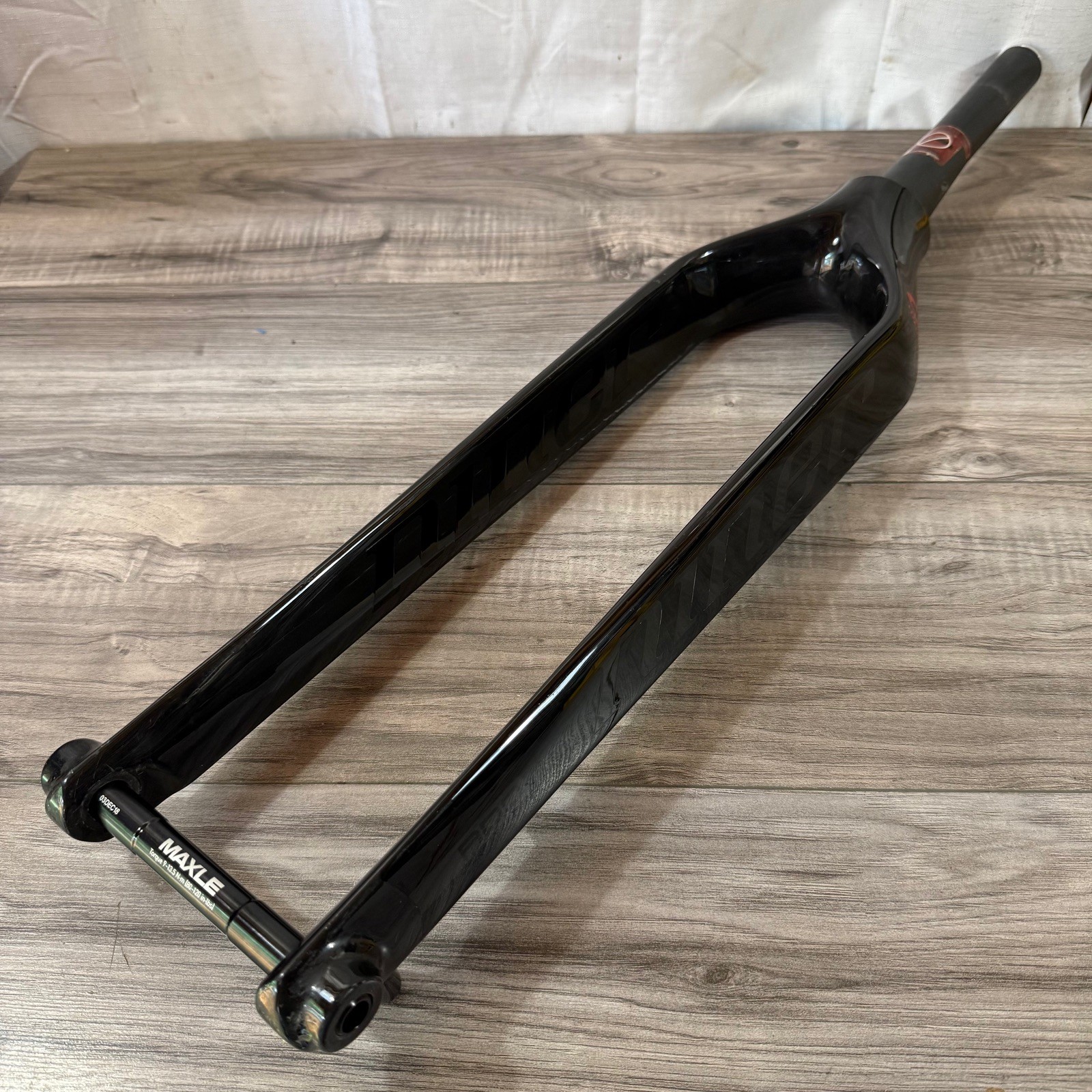Niner RDO 29er Carbon Fork Taper Gloss Black 188mm Steerer 15mm x 100mm Disc