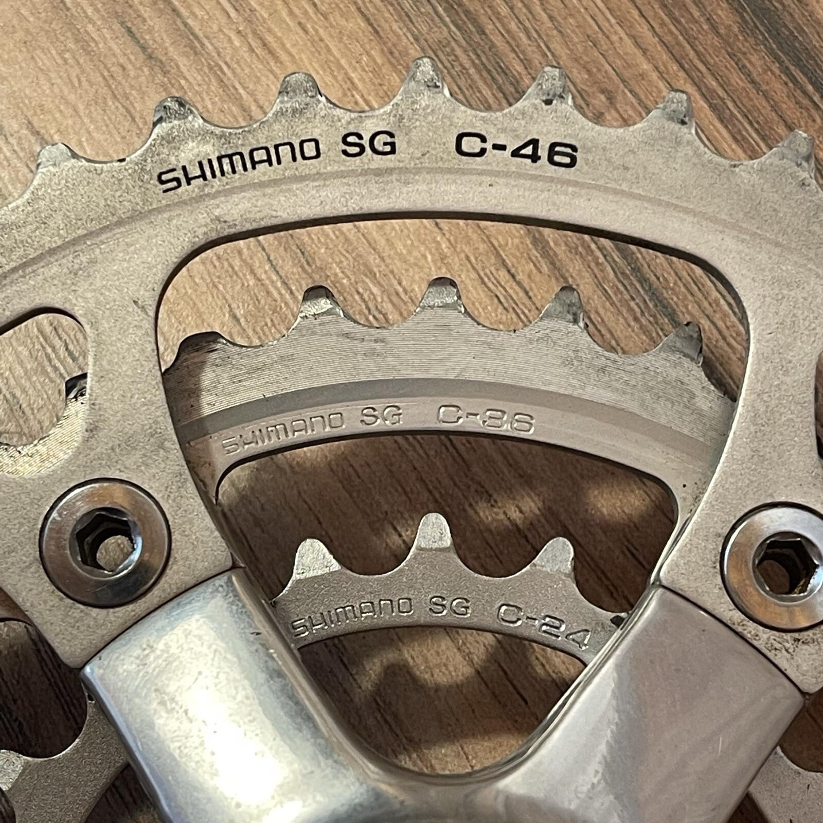 Vintage LOW MILEAGE Shimano Deore FC-MT60 Crankset 175 46 / 36 / 24 Triple