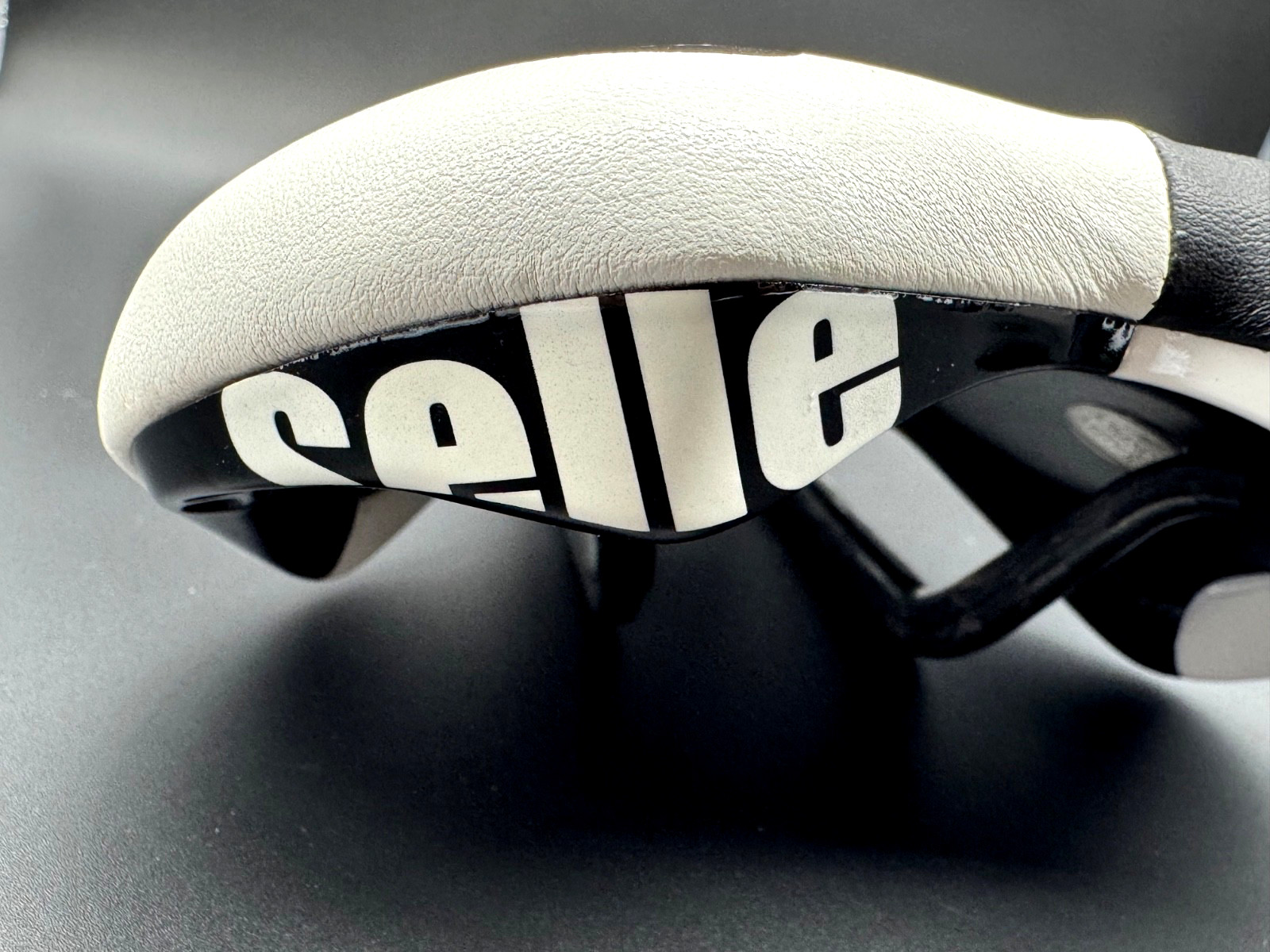 NOS Selle Italia Turbomatic White Black Bike Saddle Carbon Rails 2009
