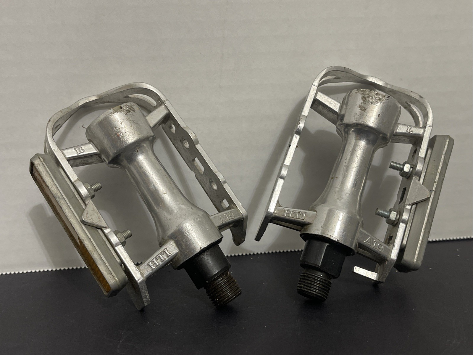 VINTAGE HTI A19 ROAD BICYCLE FORGED ALLOY QUILL PEDALS 9/16 X 20 TPI