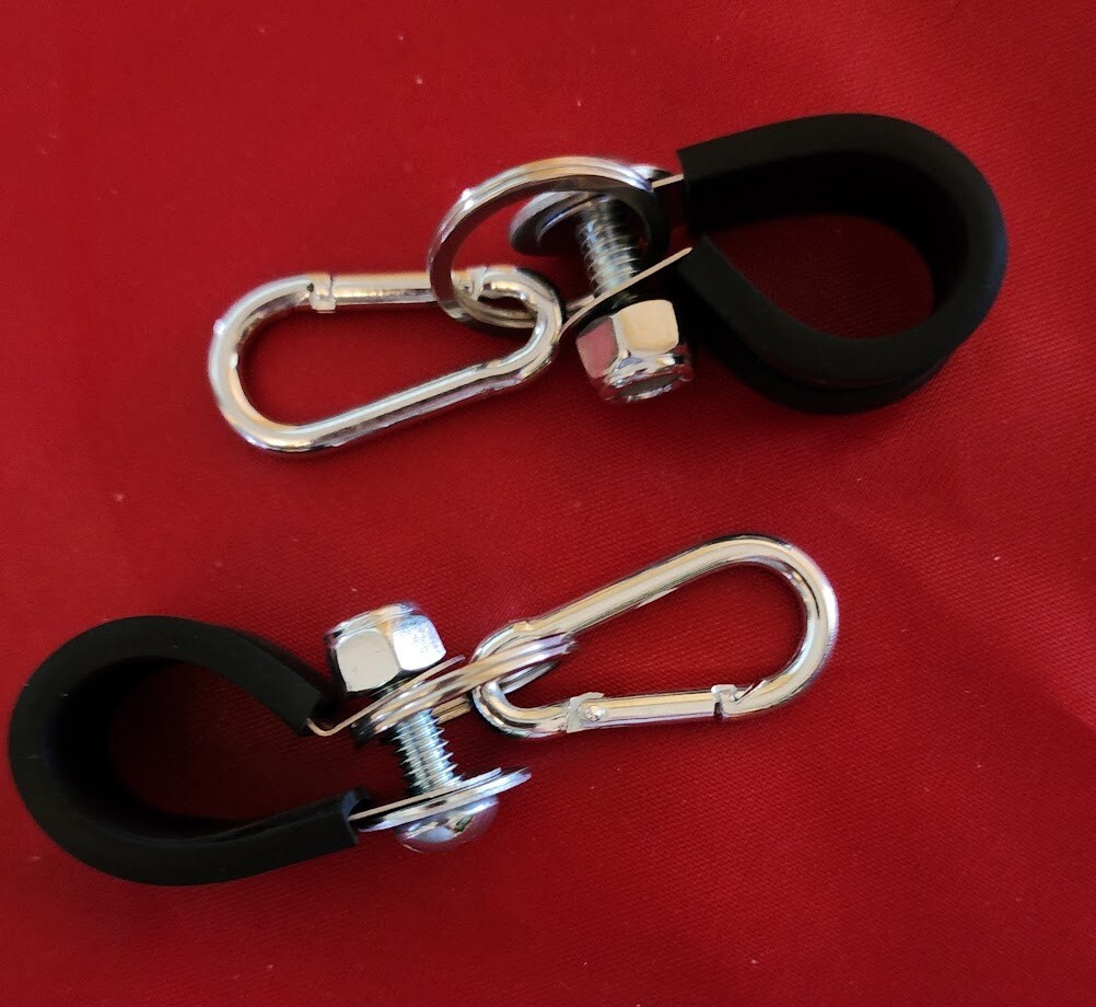 Rubber Lined Stainless Steel Flag Clamps / Clip System for poles marine sterns