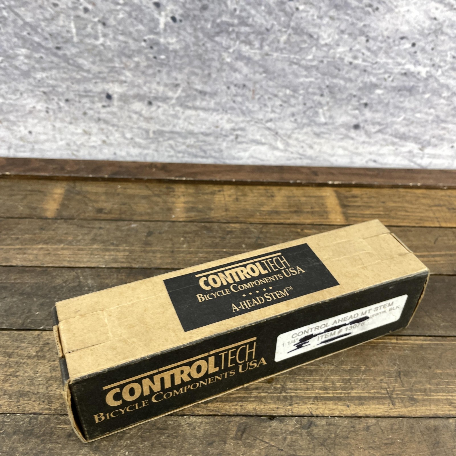 Vintage ControlTech Threadless Stem 1 1/4 in Threadless 130 mm Black USA 205g