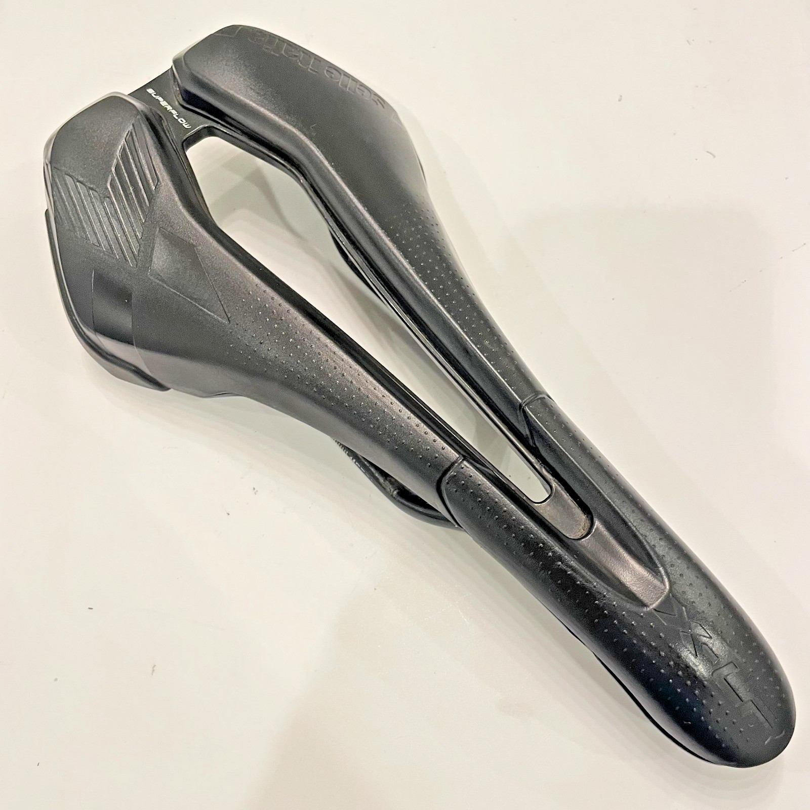 Selle Italia X-LR Air Cross Superflow S3 Cycling Saddle Seat Mag Rails