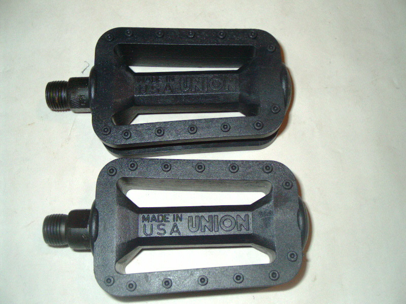 Plastic 9/16″ UNION Child’s Bicycle Bike Pedals Black NOS