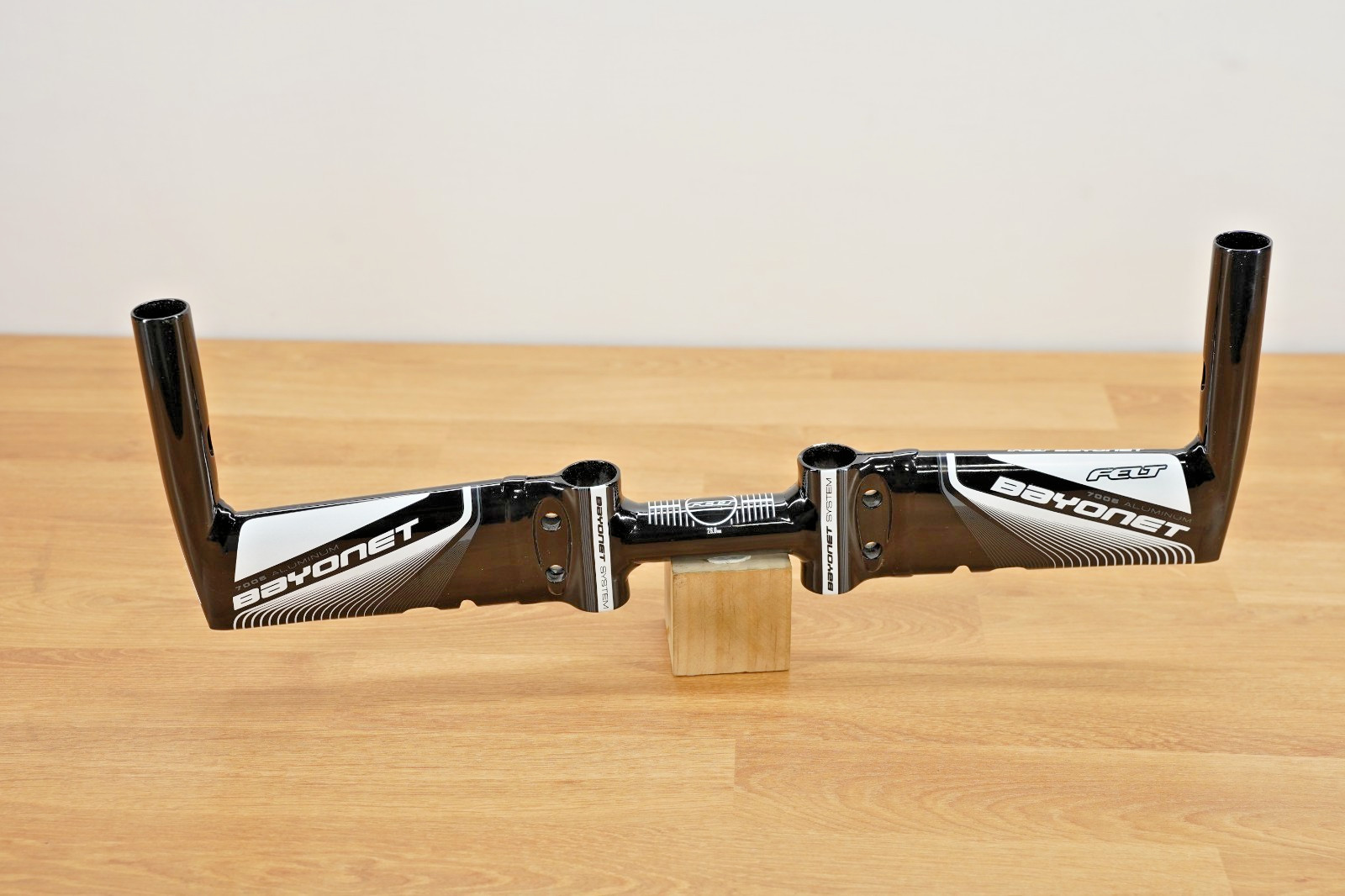 Felt Bayonet TRI/TT Handlebar Alloy – 42cm – New Old Stock