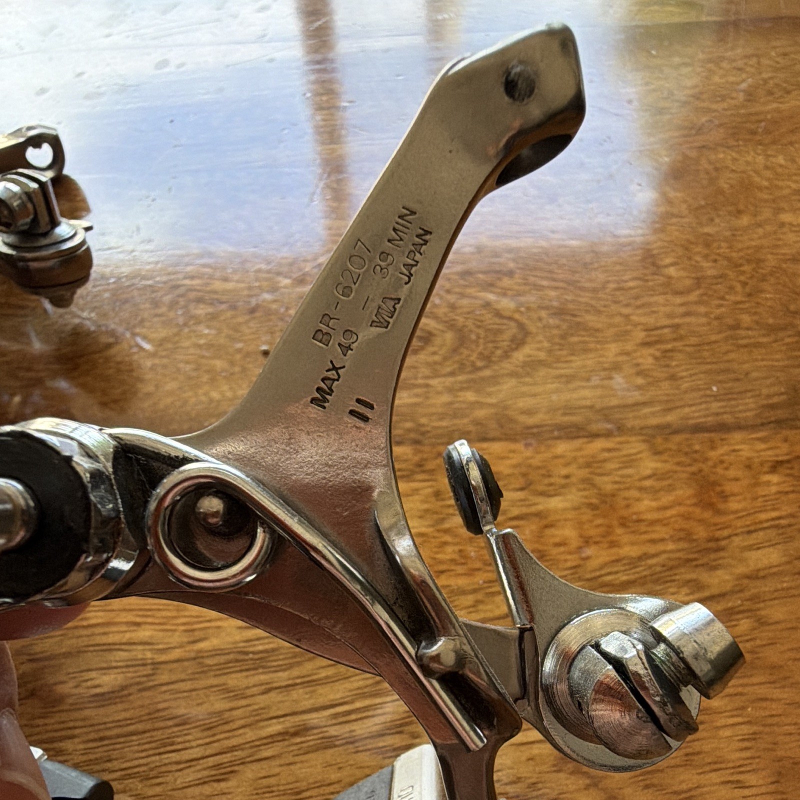 Vintage Shimano 600 BR-6207 Caliper Brake set. Great condition. Pair.
