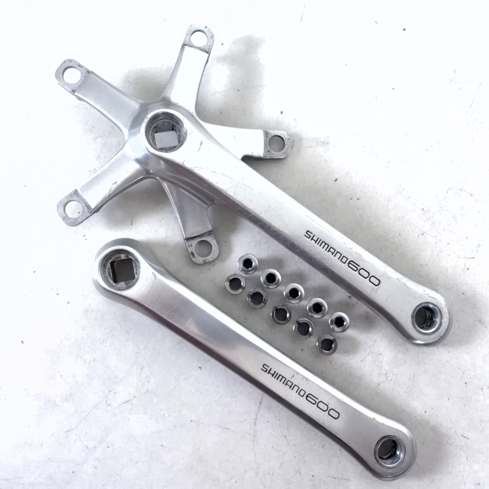 Vintage Shimano 600 FC-6207 Crank Arm Set 175mm 130 BCD Road Double w/ Screws