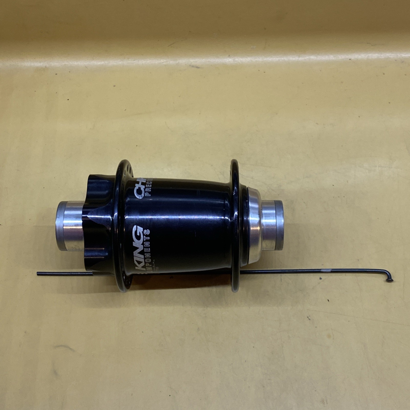 Black Chris King ISO 36h F20x110mmTA/R10x135mm Bolt-On,QR or 142mmTA Disc Hubset