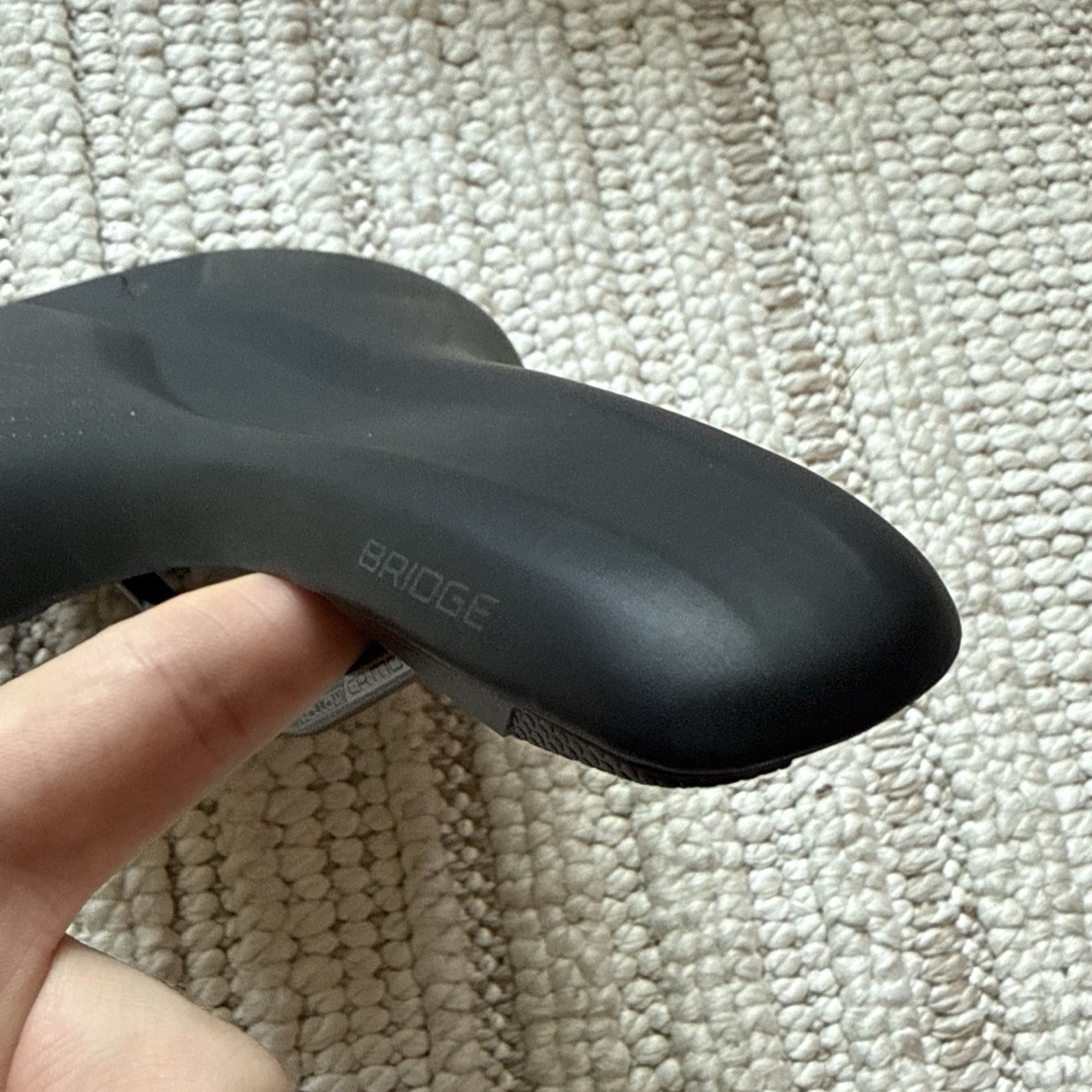 Specialized Bridge Hollow Cr-Mo Mountain Bike Seat Saddle – Grips – Bottle Cage