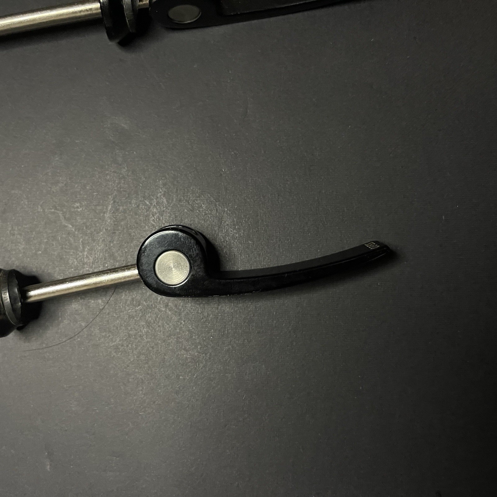 Kore Front 100mm / 135mm Quick Release Skewer Set