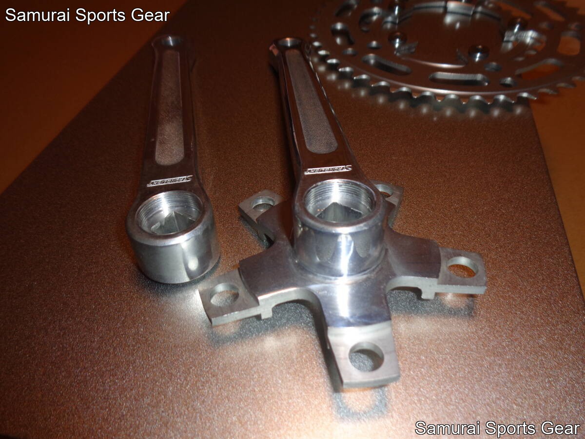 STRONGLIGHT 99 Crankset 165mm 46/28T BSC PCD 86mm Vintage French Rare NOS