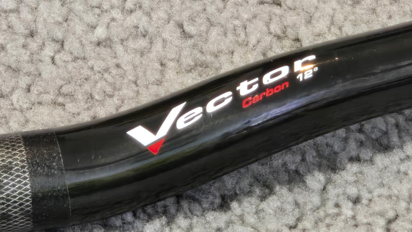 Syntace Vector Carbon handlebar, 640mm, 12º rise – NEW and UNUSED!