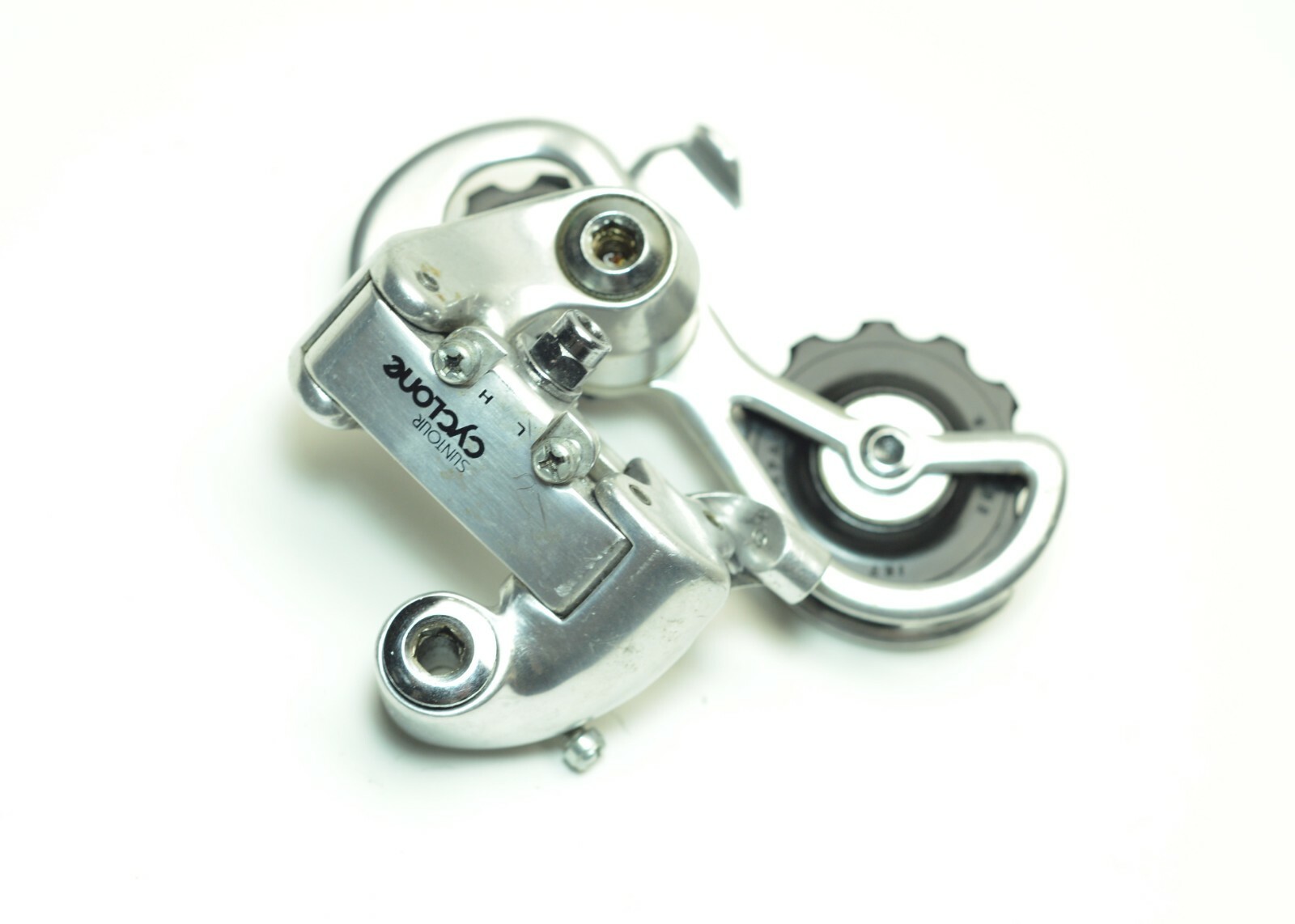 SUNTOUR CYCLONE BICYCLE MEDIUM CAGE REAR DERAILLEUR RD-6000 WITH 12T PULLEY
