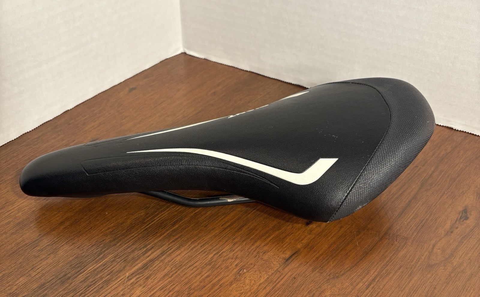 Giant Road Hybrid Bike Bicycle Seat Saddle