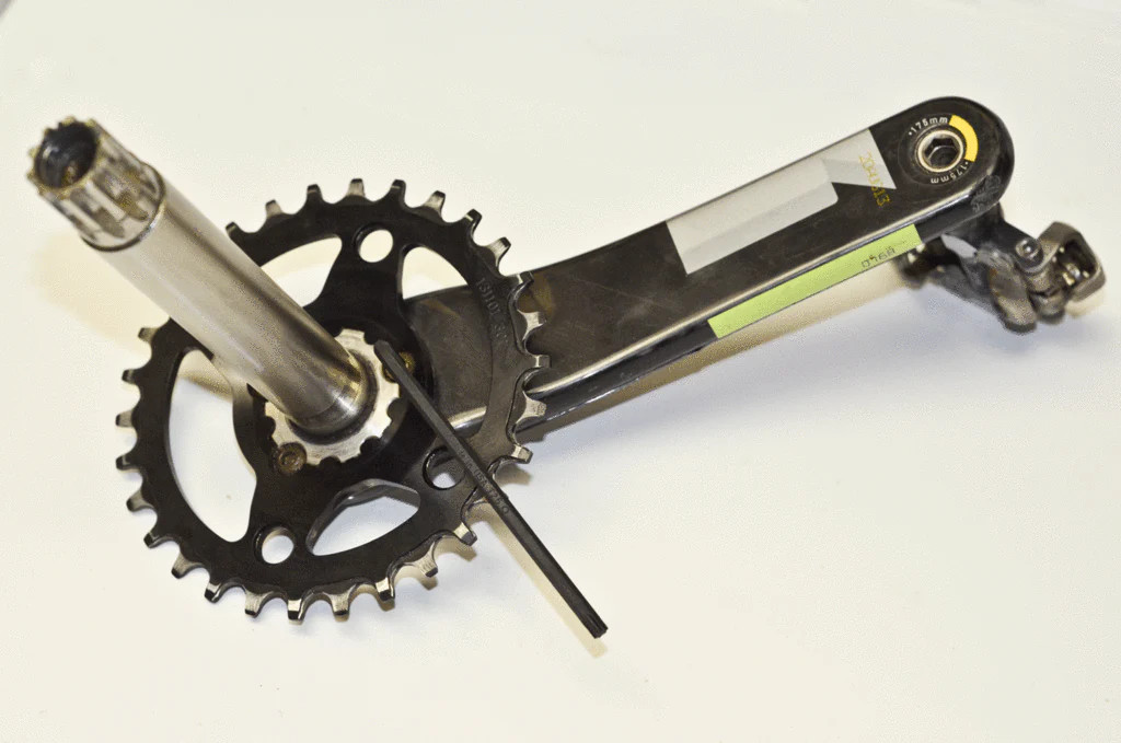 Wolf Tooth Drop Stop Chainring 32t Direct Mount 6mm Offset Aluminum Black