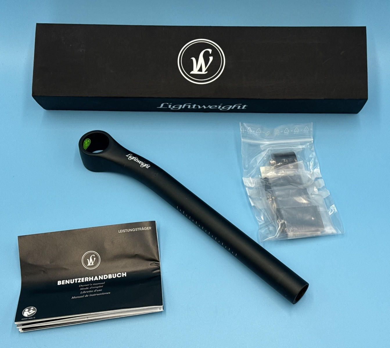 Lightweight GERMANY Leistungsträger 27.2mm Carbon Seatpost 300mm White Logo