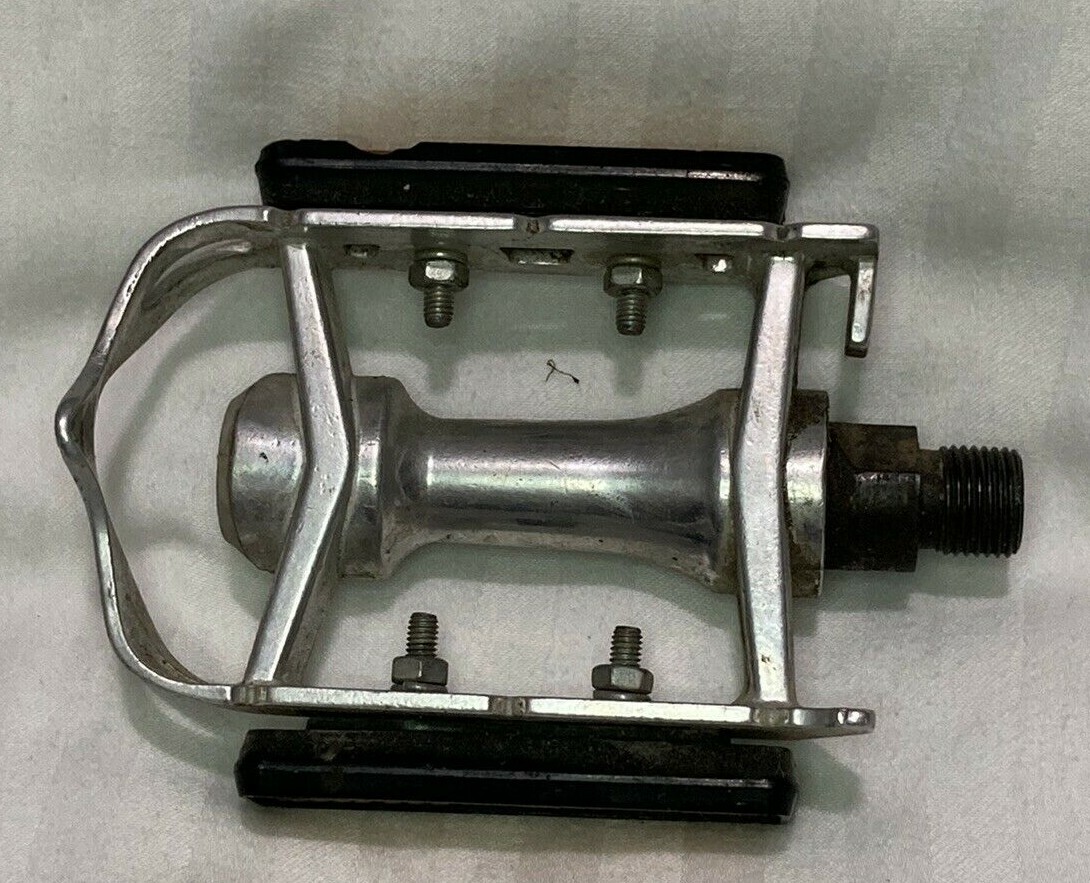 HTI A19 Pedal Right only
