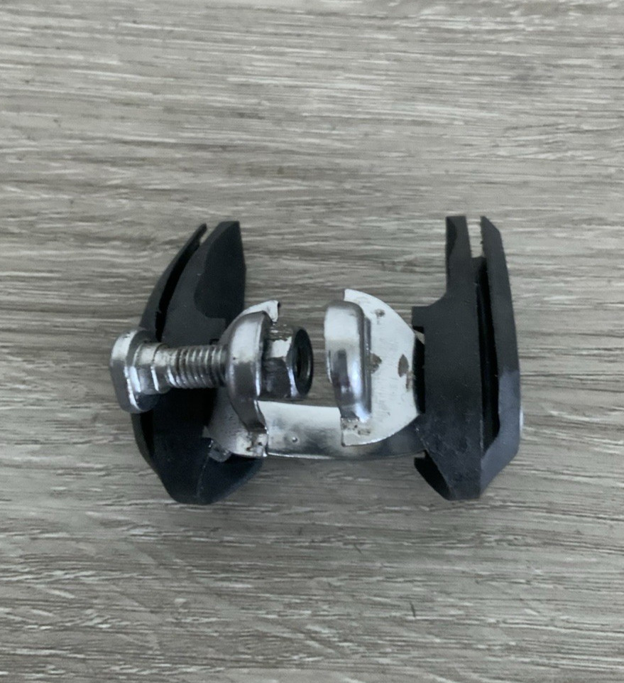 SIMPLEX DOWN-TUBE CABLE GUIDE FOR DOUBLE ONE INCH CLAMP