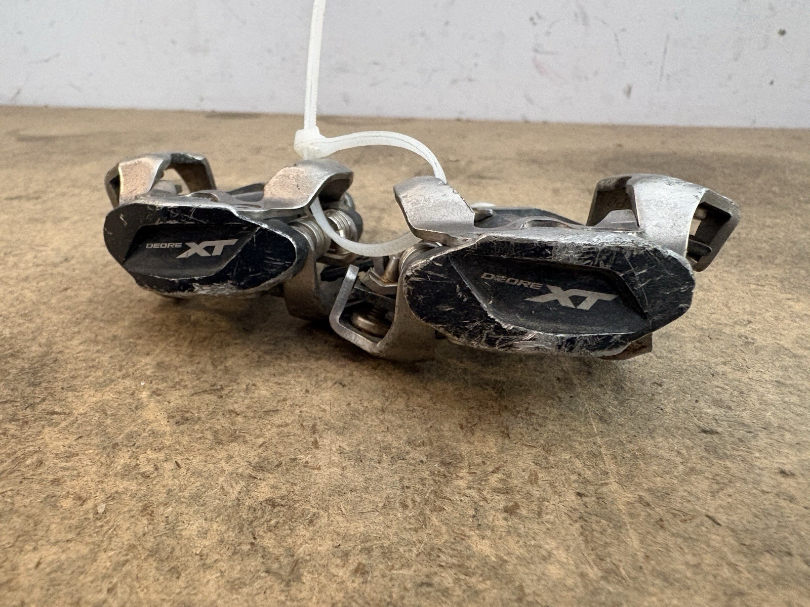 Shimano XT PD-M8100 Pedals Mountain Bike Cyclocross