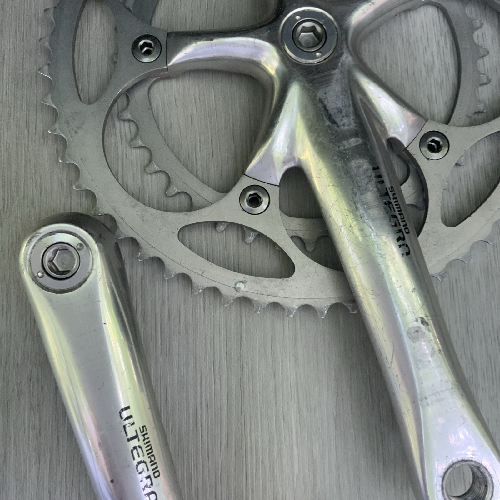 SHIMANO ULTEGRA CRANKSET DOUBLE 6500 53-39 TOOTH 172.5 MM ARMS