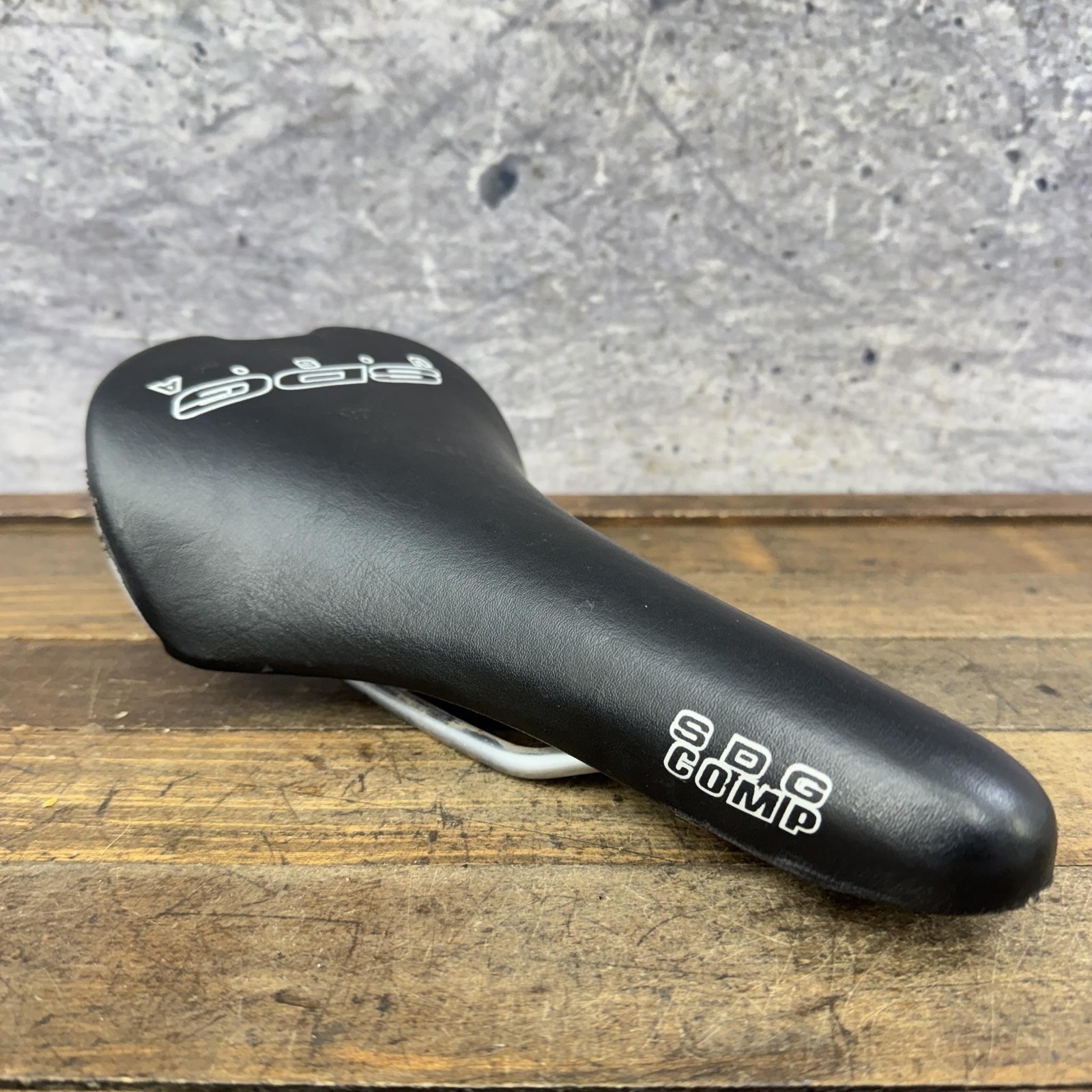 Vintage SDG Comp Seat BMX Racing Bicycle Saddle USA Black MTB Road Cut