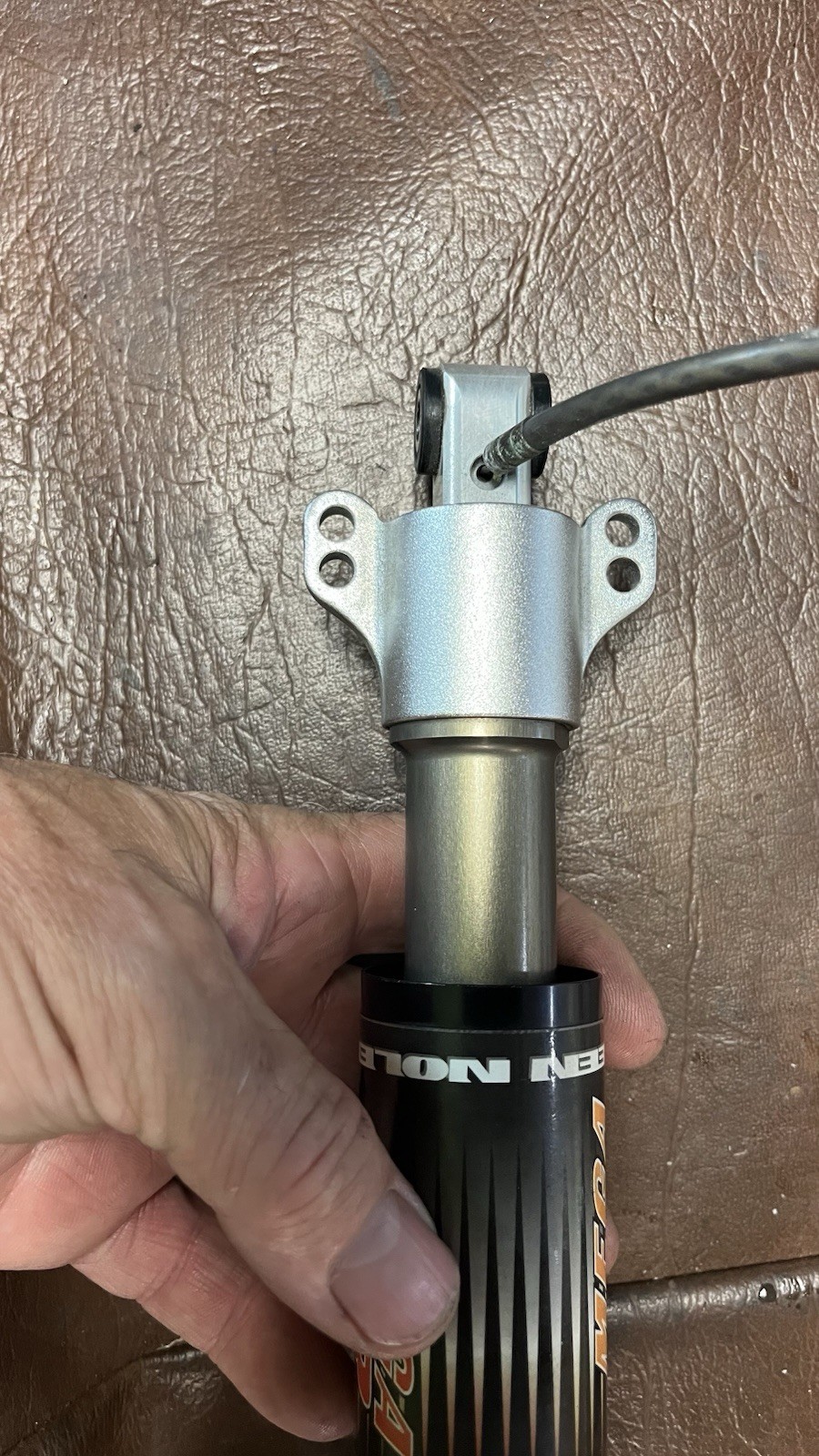 Noleen Mega Air Pull Rear Shock K2 razorback 3.0 MTB (Works)