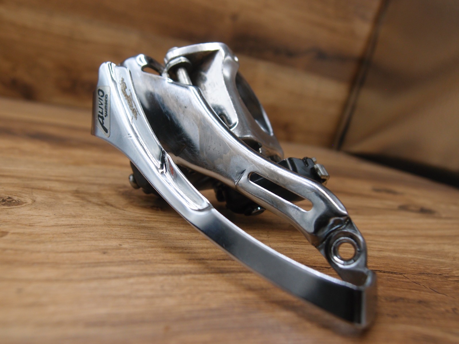 1995 MTB front derailleur Shimano Alivio FD-MC14 VIA Japan top pull 28.6 mm