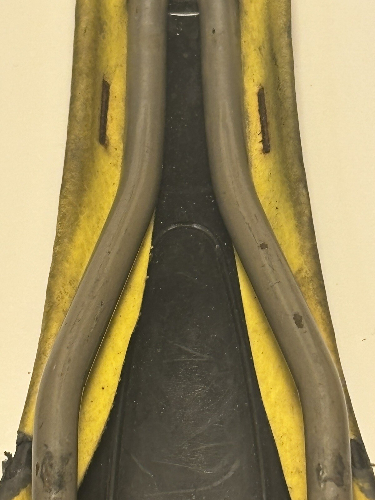 Selle Italia XO Cycling Saddle Seat 2 Tone Leather W/Rail Italy Black And Yellow