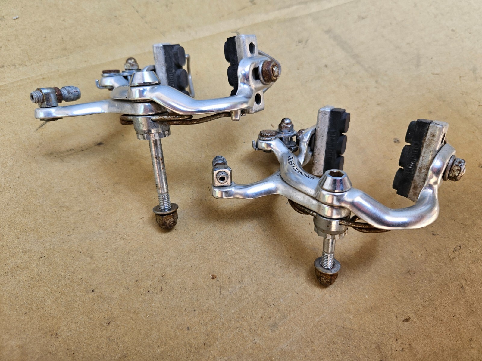 Shimano 600 Arabesque Road Bike Brake Calipers Front + Rear Set Japan low miles