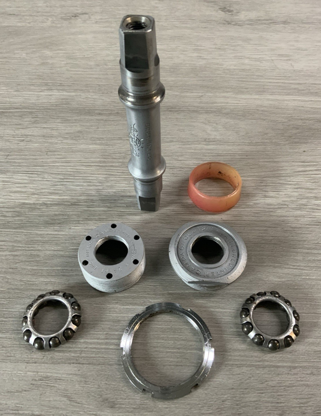 CAMPAGNOLO RECORD BOTTOM BRACKET 68–114 MM BRITISH THREADED