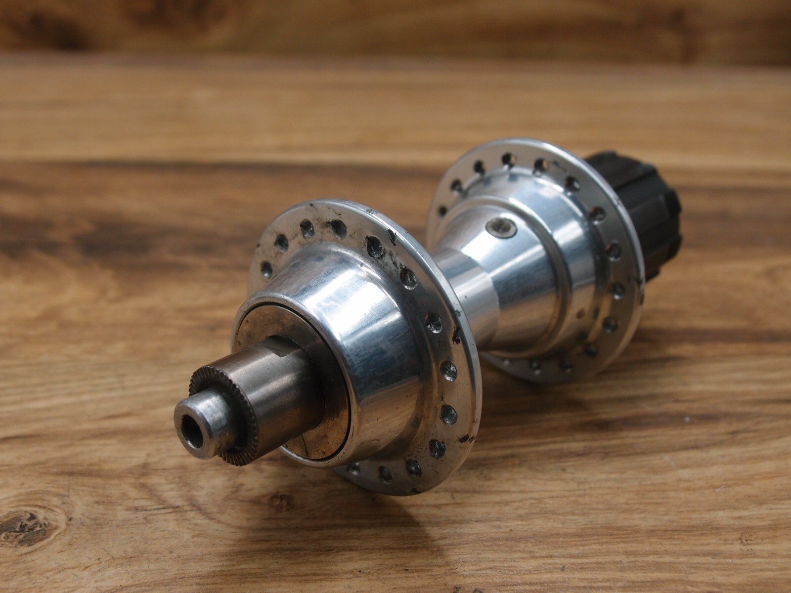 1990’s road bike rear hub EDCO Competition made in Switzerland 130 mm
