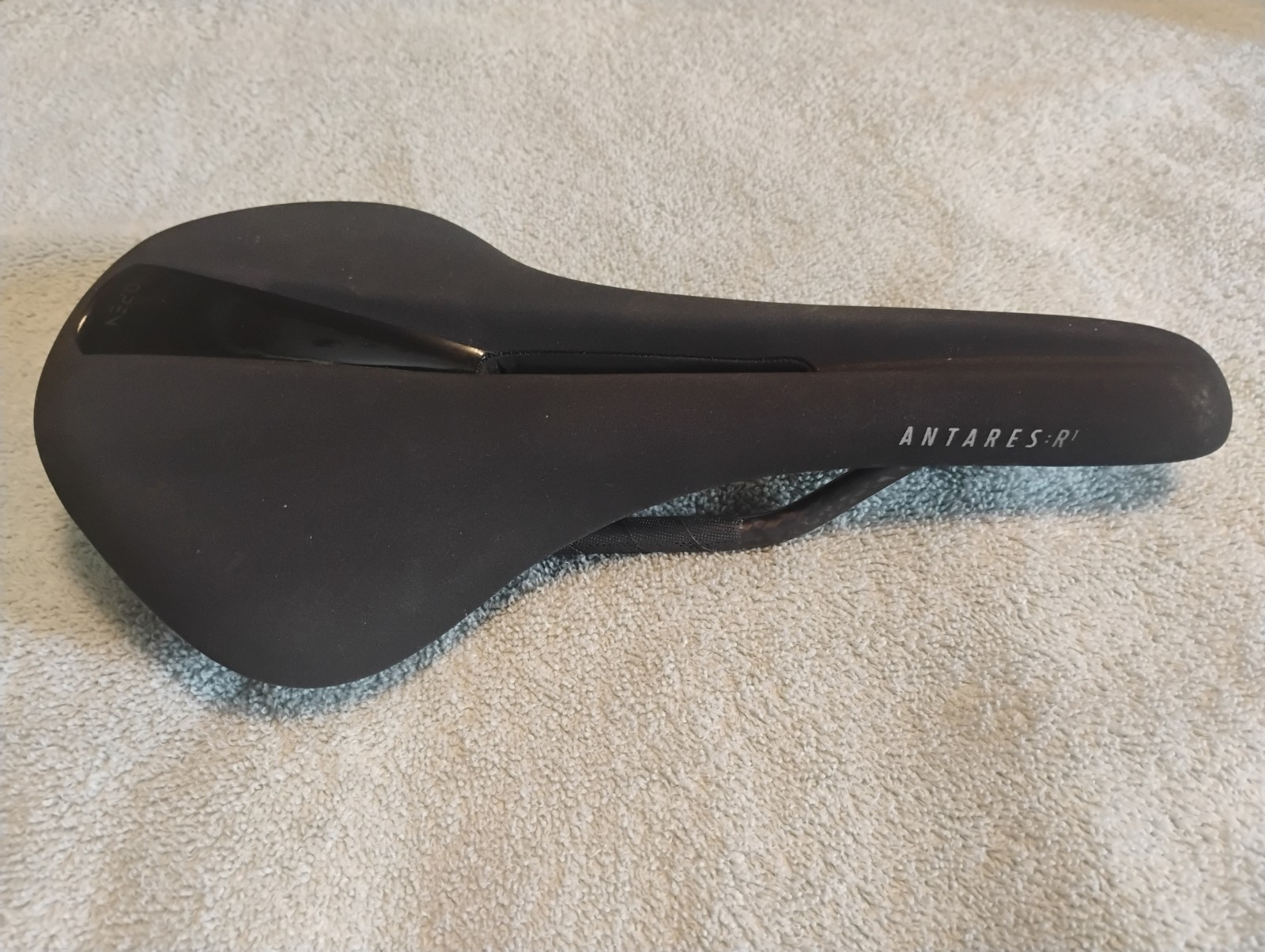 Fiz’ik Antares R1 Carbon Rail Saddle 150mm