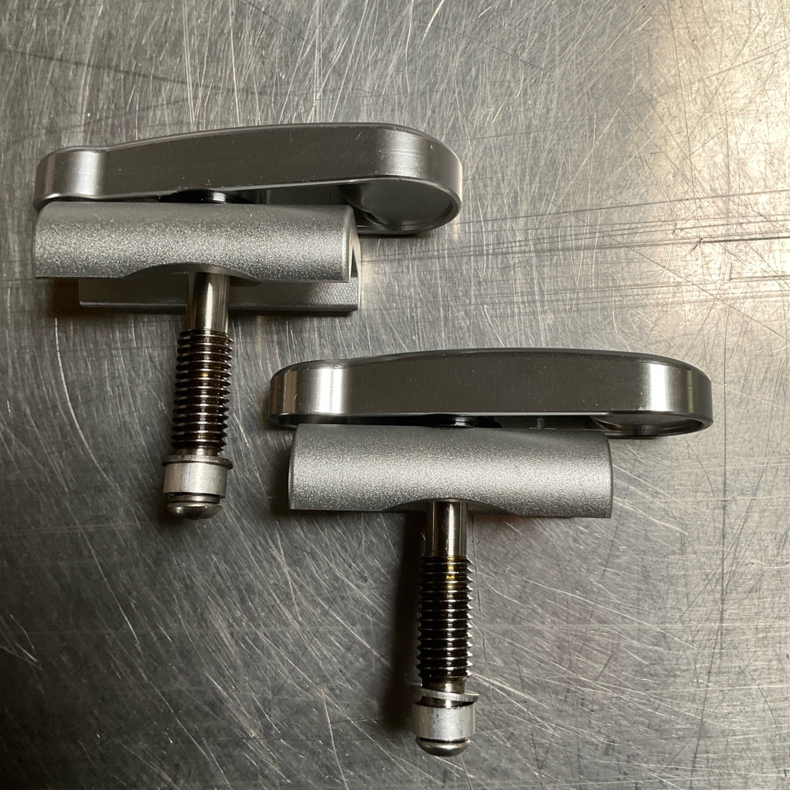 Brompton H&H Finger Dimple Hinge Clamp Set Silver