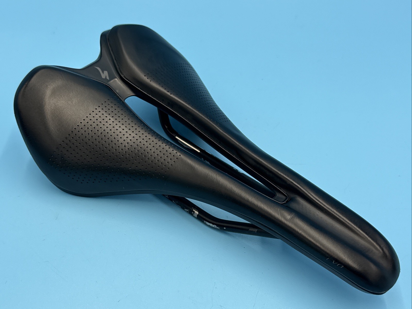 Specialized Romin EVO 143 Expert Body Geometry Comp Hollow Titanium Rail Saddle