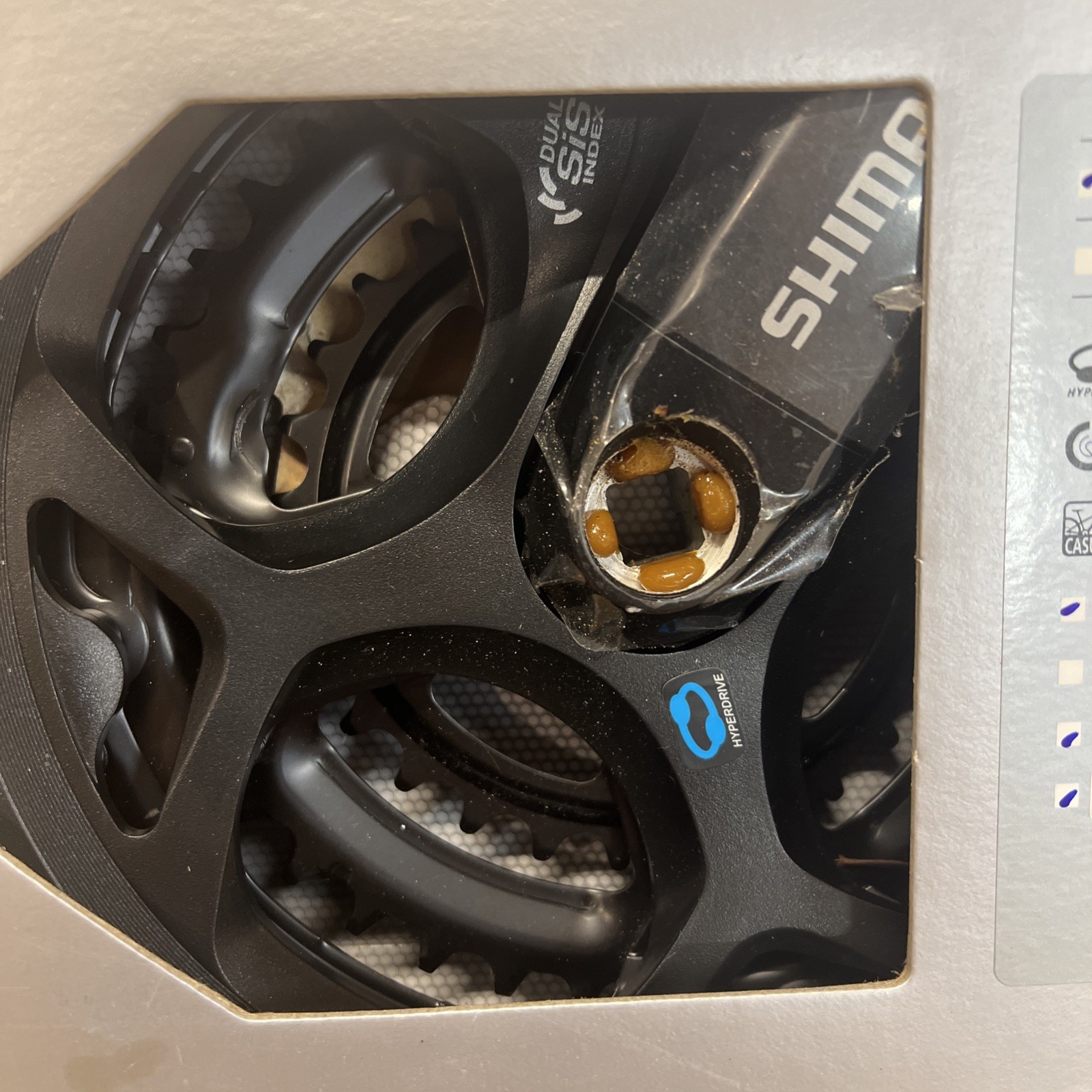 Shimano Altus FC-M311 Crankset 175mm 7/8-Speed 48/38/28t Riveted Black
