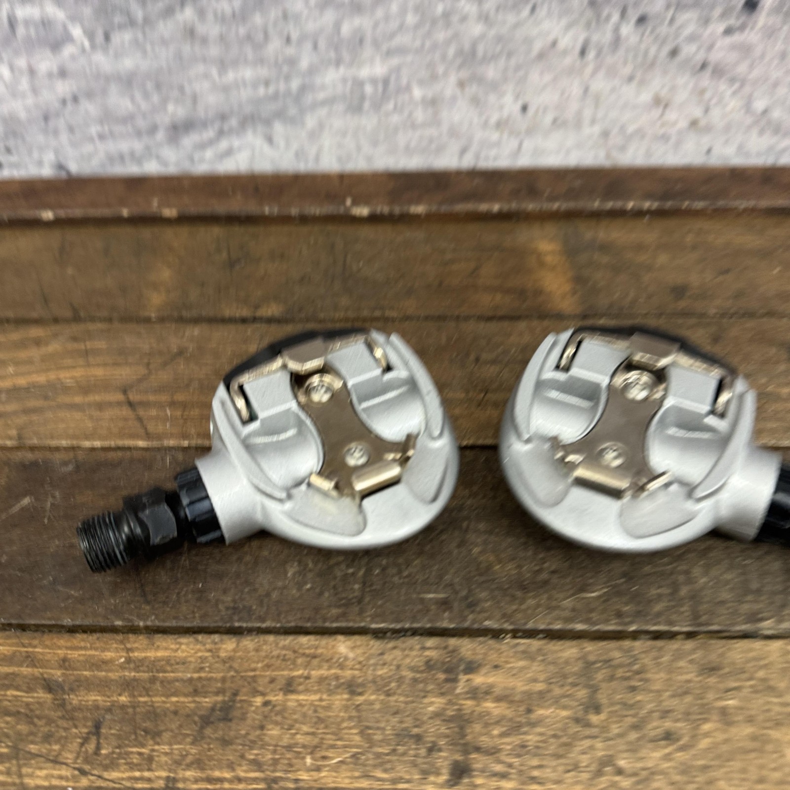 Vintage Look SPD Clipless Bike Pedals 9/16 NOS Pair 375g Made France Road New