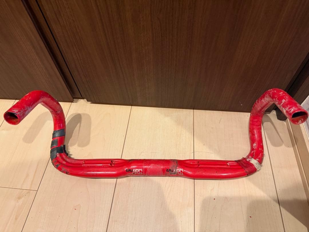 MOST LION AIR Carbon Aero Handlebar Red