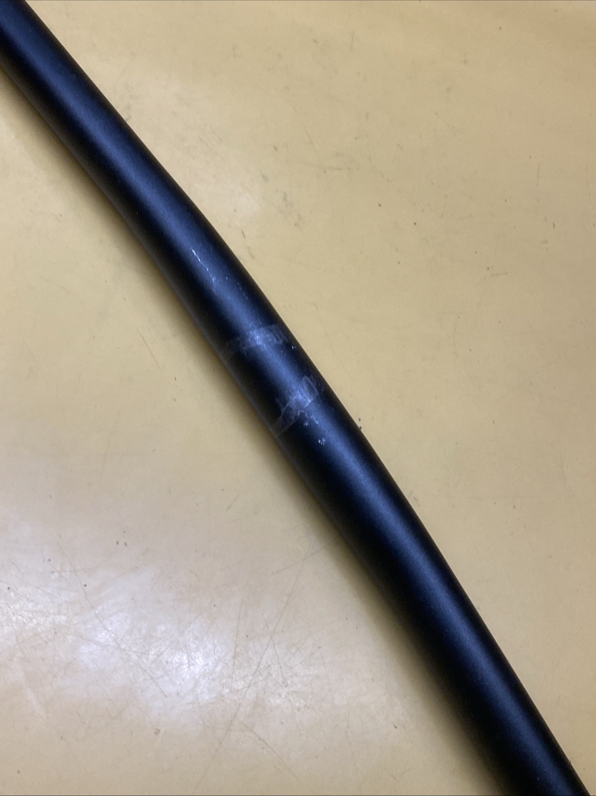 Black Ritchey WCS 570mm x 25.4mm Aluminum Flat Handlebar