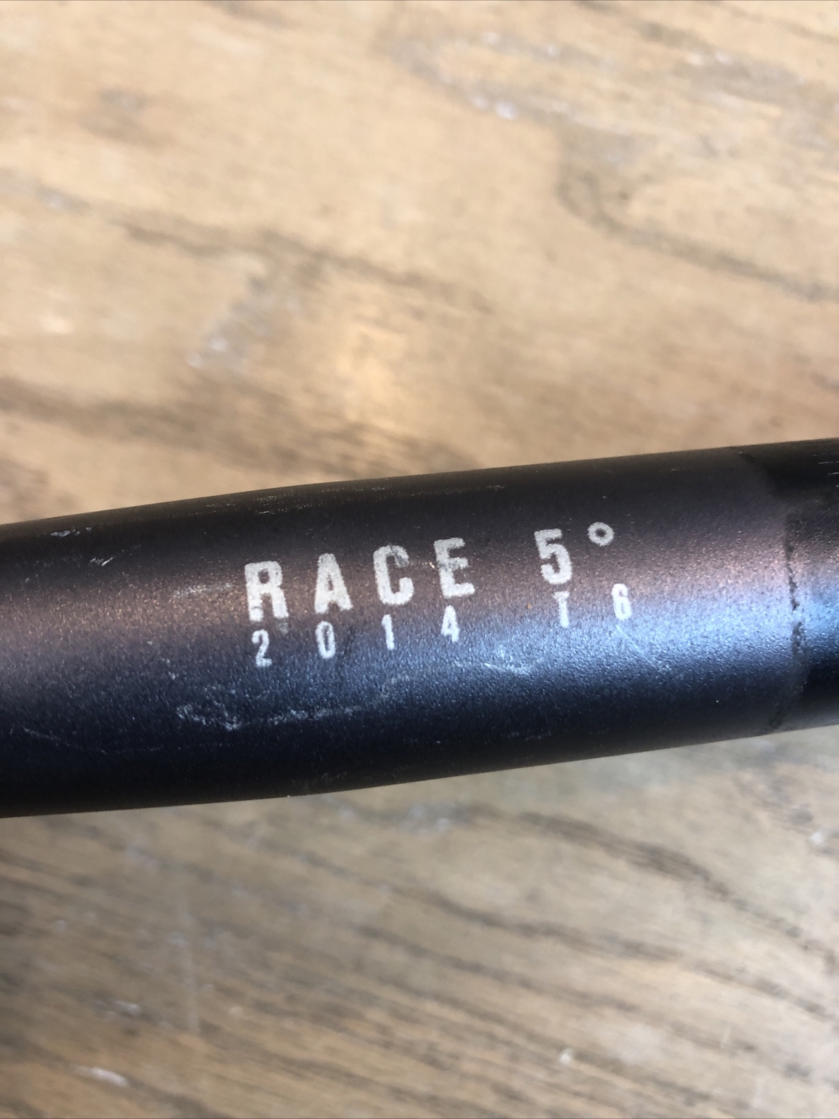 Bontrager Race 2014 T6 Mountain Bike Flat Bar Handlebar 25.4mm 560mm